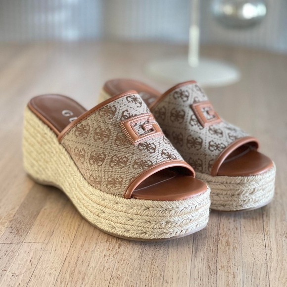 Guess Espadrille Platform Wedge Canvas Slides Monogram Slip On Sandals Size 7M - Picture 1 of 7